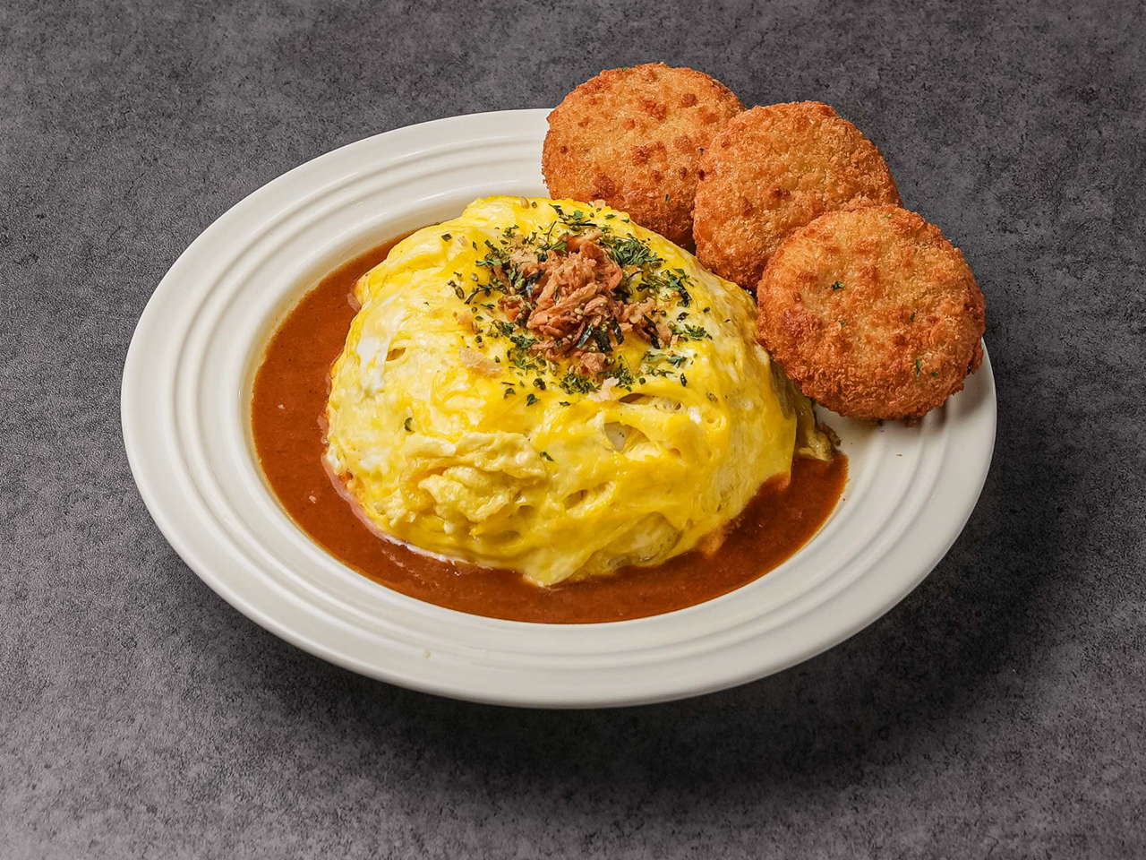 트위스트에그 고로케 일식카레 오믈렛